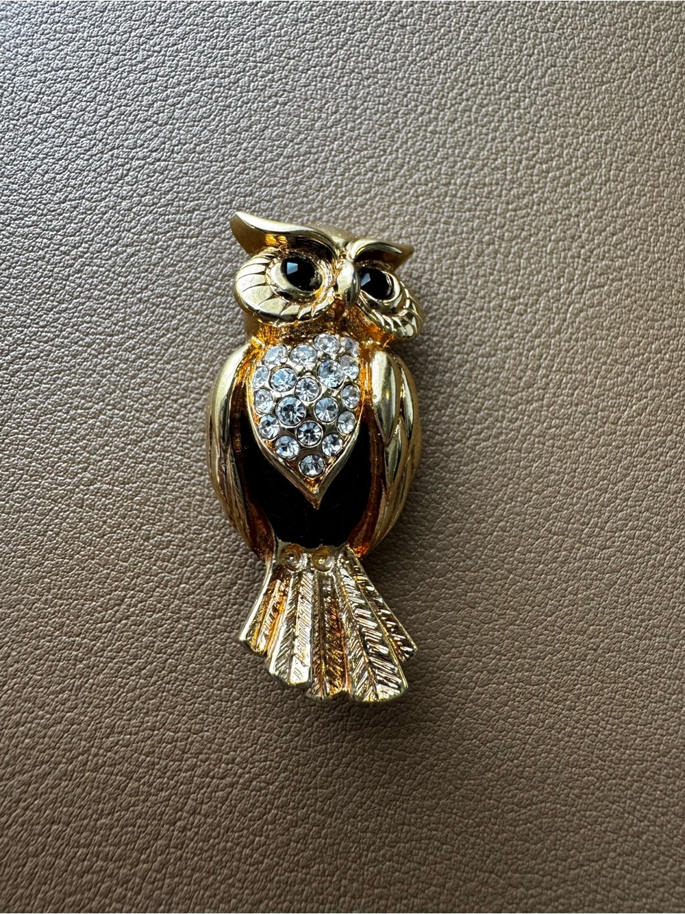 Vintage Swarovski Crystal Owl Brooch Signed Swan Logo Gold Tone Pave Figural Pin - Picture 3 of 8